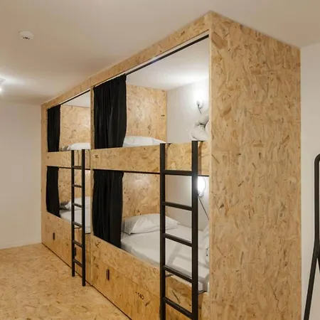 Hostel Conii & Suites Algarve-3